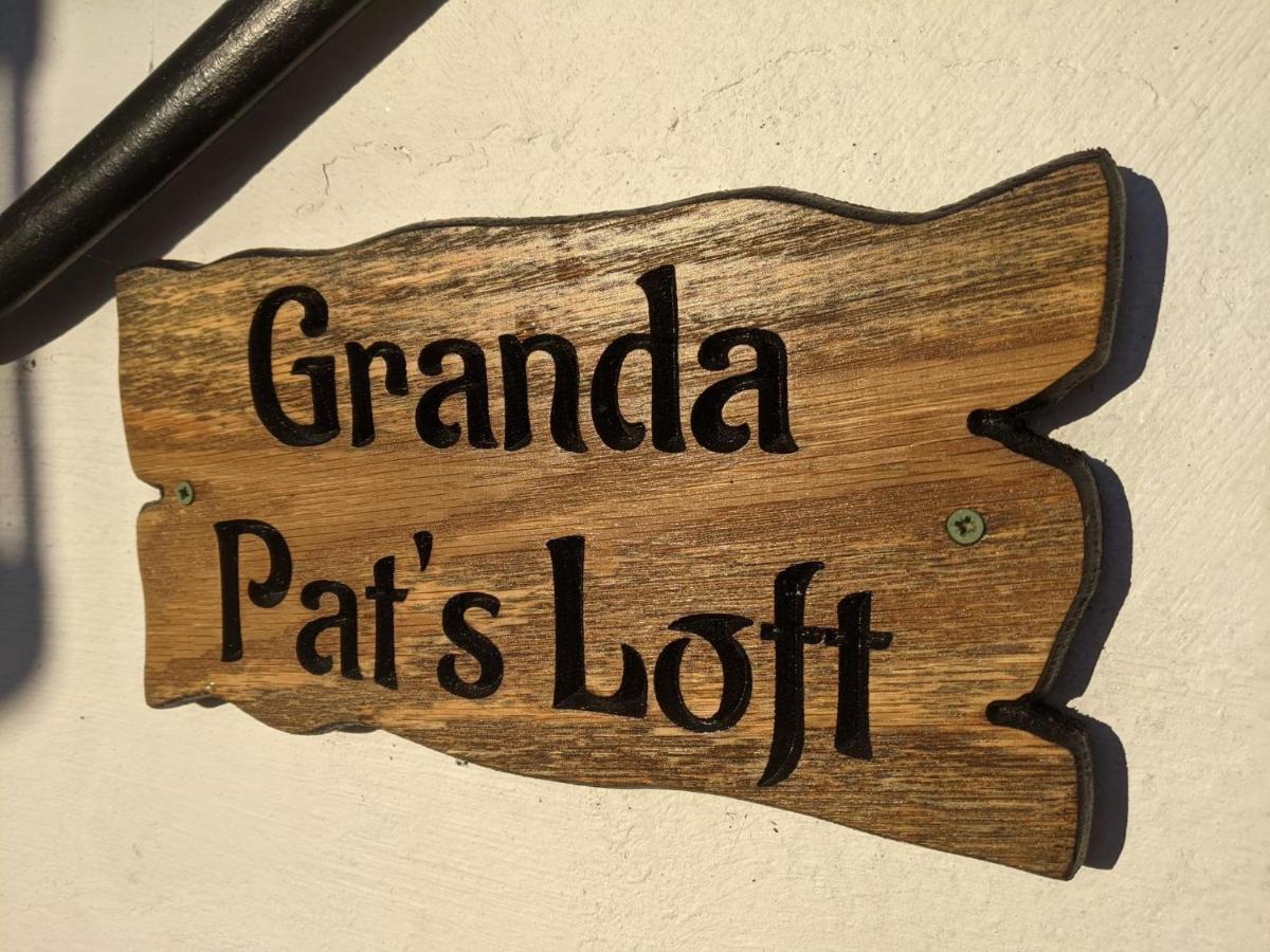 Granda Pat'S Loft Διαμέρισμα Crossmaglen Εξωτερικό φωτογραφία